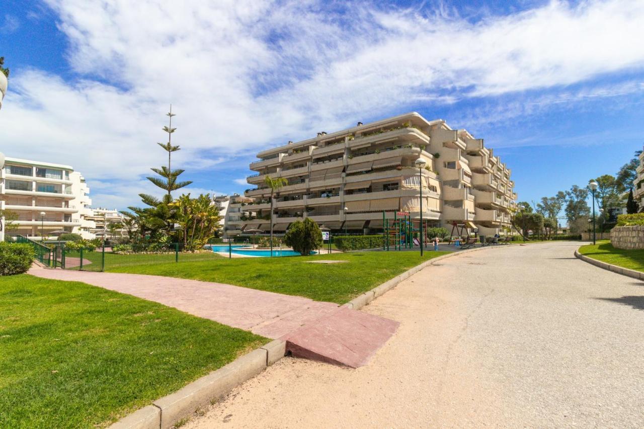 Apartamento Con Espectaculares Vistas Al Golf En Marbella - Xallas 2 3 Apartment Exterior photo